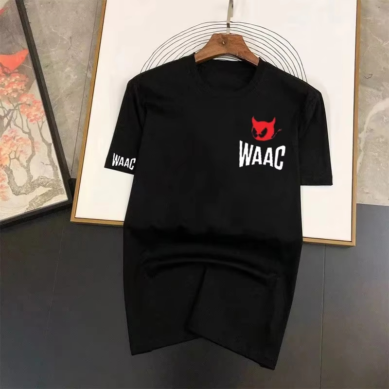 Streetwear Brand Red Logo - T-Shirt Classica Nera con Logo Red