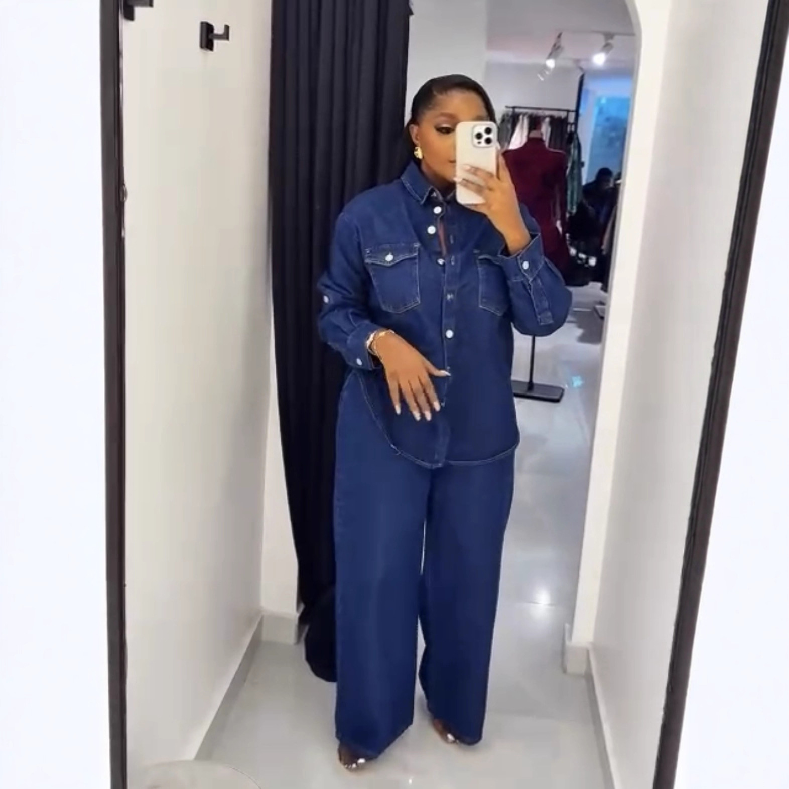 Completo due pezzi in denim da - Streetwear Brand Pants recensione e prezzo