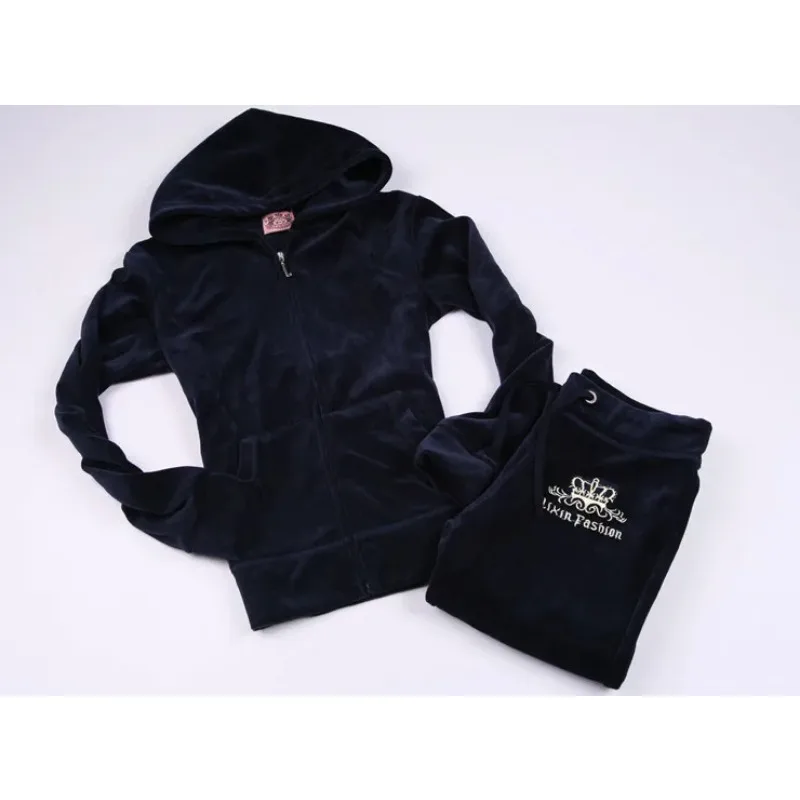 JC tuta da donna in velluto di - Streetwear Brands recensione e prezzo