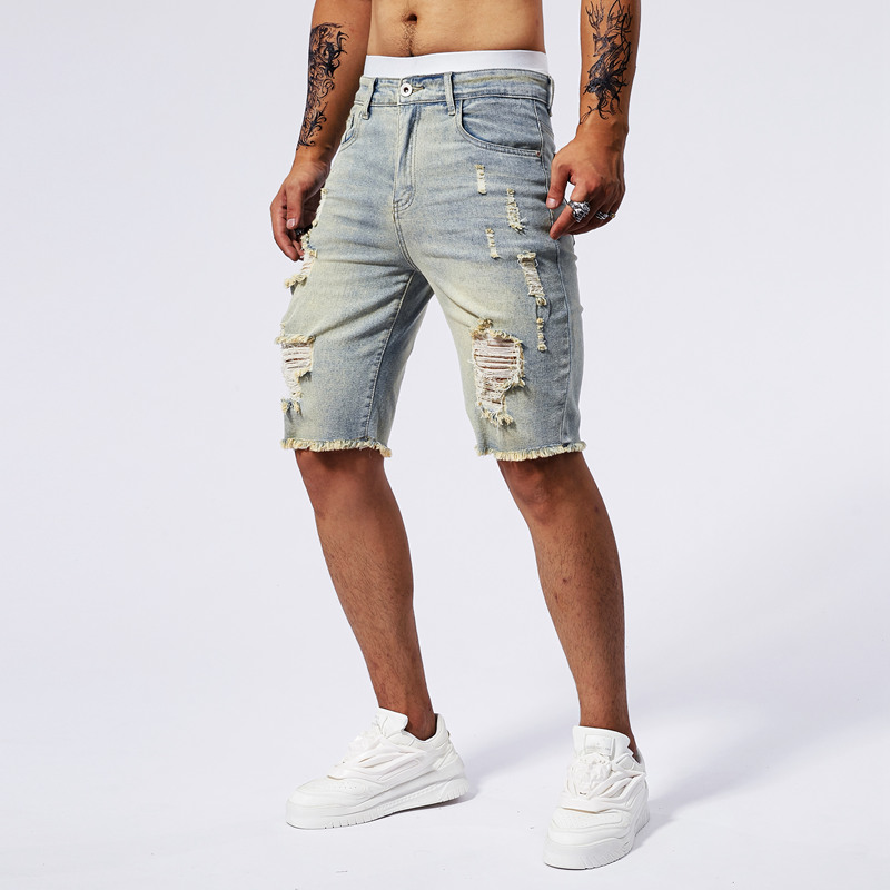 Pantaloncini di jeans strappat - Streetwear Brands recensione e prezzo