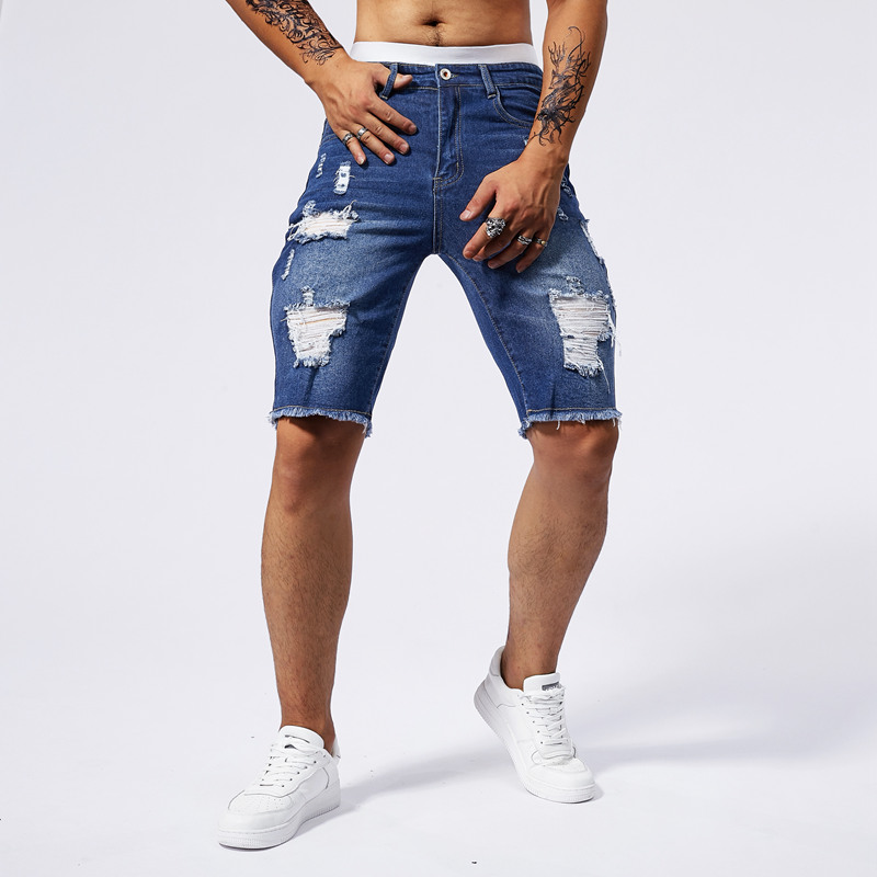 Pantaloncini di jeans strappat - Streetwear Brands recensione e prezzo