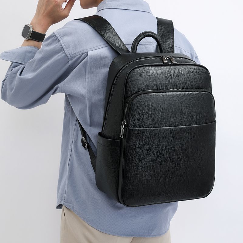 Nuovo Zaino di Lusso 2026 in V - Streetwear Brand Backpack recensione e prezzo