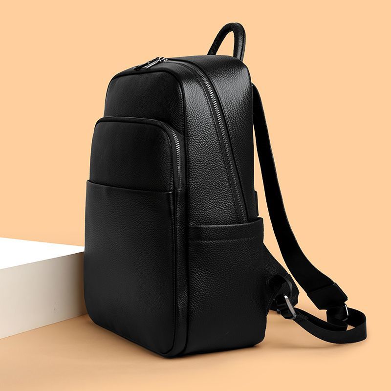 Nuovo Zaino di Lusso 2026 in V - Streetwear Brand Backpack recensione e prezzo