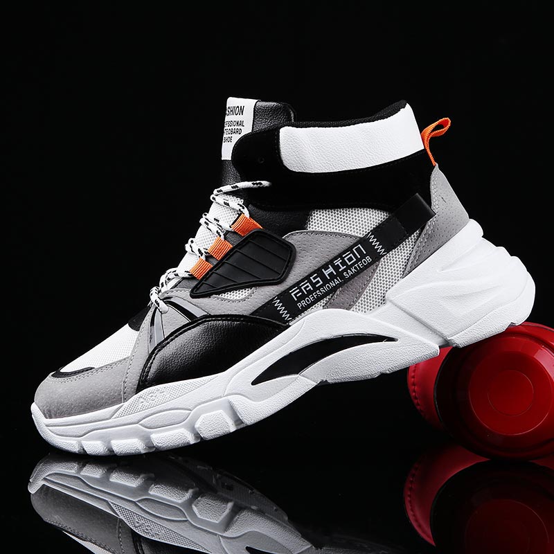 Hightop di trasporto degli uom - Streetwear Brand Japanese recensione e prezzo