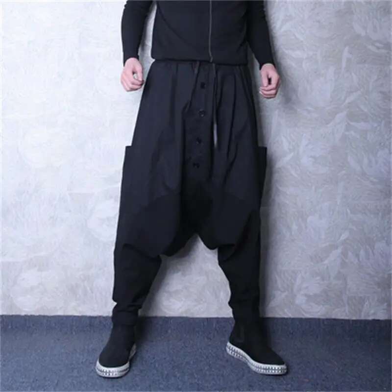 Marchio con fibbia scura Perso - Streetwear Brand Japanese recensione e prezzo