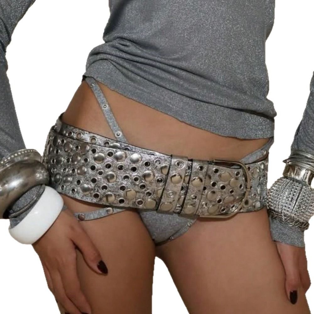 Cintura Punk con Occhielli e R - Streetwear Brand Designer recensione e prezzo